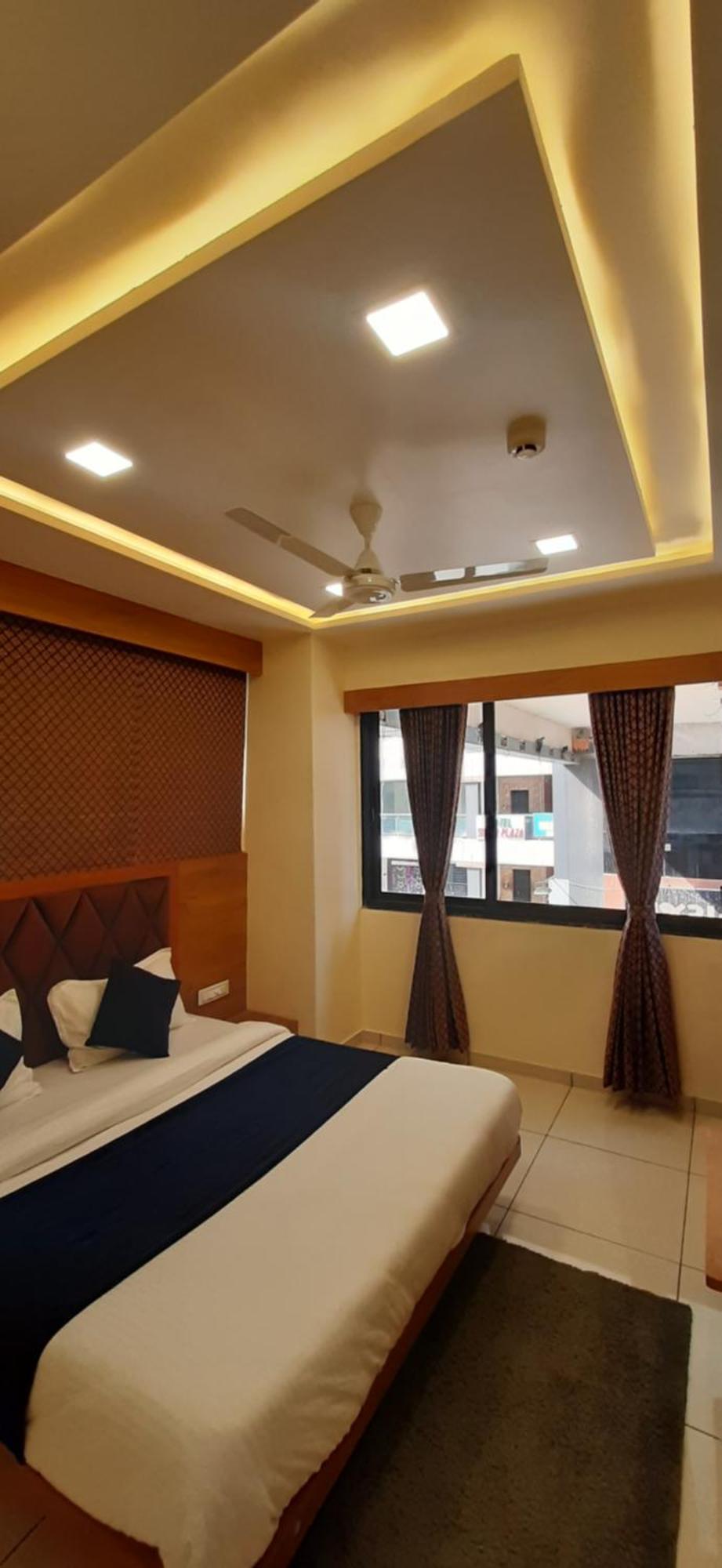 Hotel Suncity Ahmadábád Pokoj fotografie